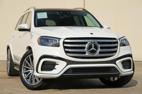 More photos of 2024 Mercedes-Benz GLS 450 at DRIVE A DREAM, GA