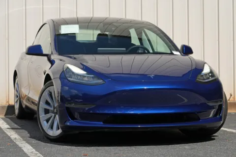 More photos of 2022 Tesla Model 3 at DRIVE A DREAM, GA