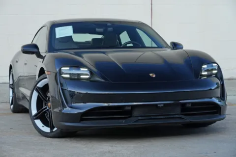 More photos of 2022 Porsche Taycan w/ Premium Package at DRIVE A DREAM, GA