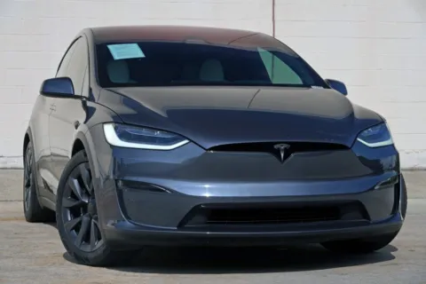 More photos of 2023 Tesla Model X Standard Range at DRIVE A DREAM, GA