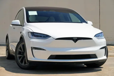 More photos of 2022 Tesla Model X at DRIVE A DREAM, GA