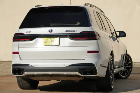 More photos of 2023 BMW X7 M60i w/ M Sport Pro Package at DRIVE A DREAM, GA