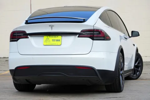 More photos of 2022 Tesla Model X at DRIVE A DREAM, GA