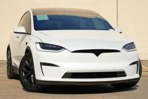 More photos of 2022 Tesla Model X at DRIVE A DREAM, GA