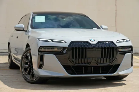 More photos of 2023 BMW 7 Series 740i w/ M Sport & Parking Assist Packages at DRIVE A DREAM, GA