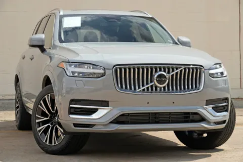 More photos of 2025 Volvo XC90 Plug-In Hybrid Plus at DRIVE A DREAM, GA