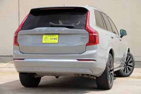 More photos of 2025 Volvo XC90 Plug-In Hybrid Plus at DRIVE A DREAM, GA