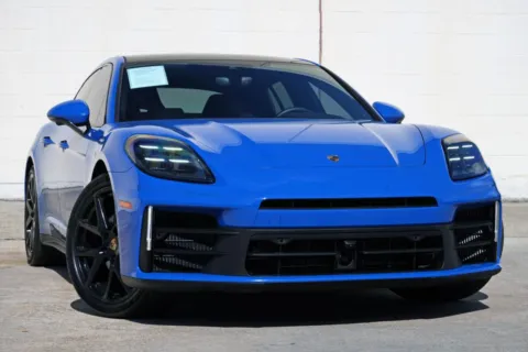 More photos of 2025 Porsche Panamera w/ Premium Package at DRIVE A DREAM, GA