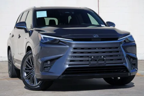 More photos of 2025 Lexus TX 350 Luxury w/ Tech & Convenience Packages at DRIVE A DREAM, GA