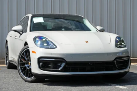 More photos of 2023 Porsche Panamera Platinum Edition at DRIVE A DREAM, GA