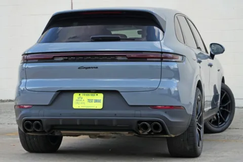More photos of 2025 Porsche Cayenne E-Hybrid w/ Premium Plus Package at DRIVE A DREAM, GA