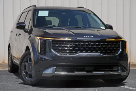 More photos of 2025 Kia Carnival Hybrid SX at DRIVE A DREAM, GA
