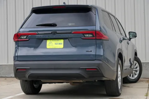 More photos of 2024 Toyota Grand Highlander XLE at DRIVE A DREAM, GA