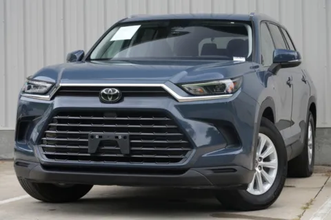 Another view of 2024 Toyota Grand Highlander XLE for sale in Marietta, GA at DRIVE A DREAM