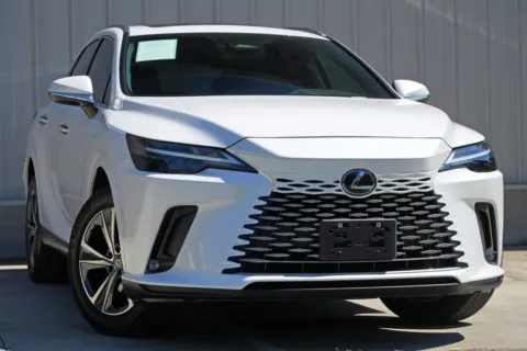 More photos of 2023 Lexus RX 350 Premium at DRIVE A DREAM, GA