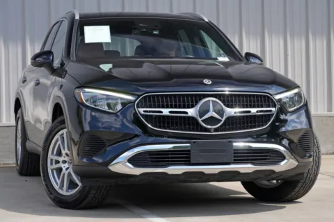 More photos of 2023 Mercedes-Benz GLC 300 w/ Exclusive Trim Package at DRIVE A DREAM, GA