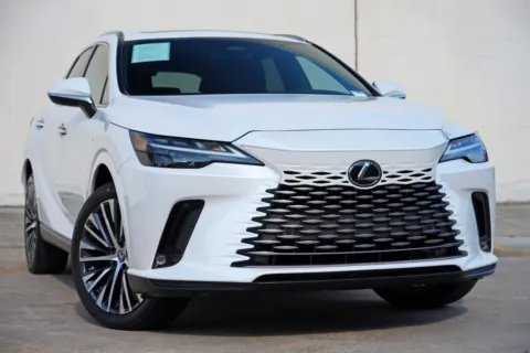 More photos of 2023 Lexus RX 350 Premium Plus at DRIVE A DREAM, GA