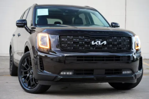 More photos of 2022 Kia Telluride SX at DRIVE A DREAM, GA