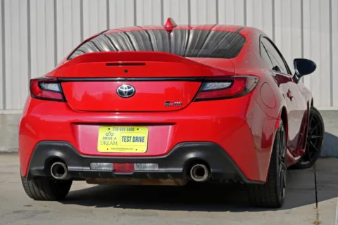 More photos of 2022 Toyota GR86 Premium at DRIVE A DREAM, GA
