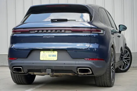 More photos of 2024 Porsche Cayenne w/ Premium Plus Package at DRIVE A DREAM, GA
