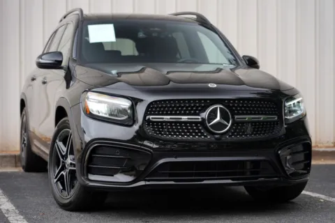 More photos of 2025 Mercedes-Benz GLB 250 w/ Exclusive & AMG Night Packages at DRIVE A DREAM, GA