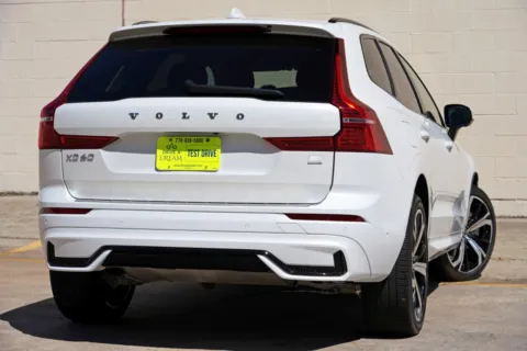 More photos of 2024 Volvo XC60 Recharge Plug-In Hybrid Ultimate Dark Theme at DRIVE A DREAM, GA