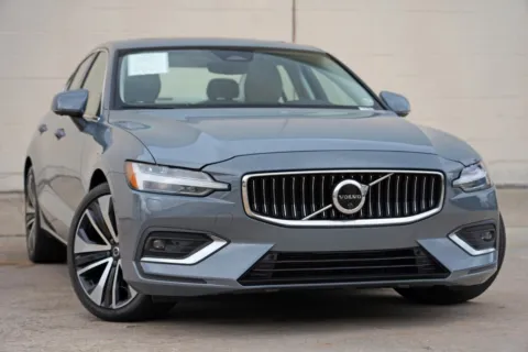More photos of 2023 Volvo S60 Ultimate Bright Theme at DRIVE A DREAM, GA