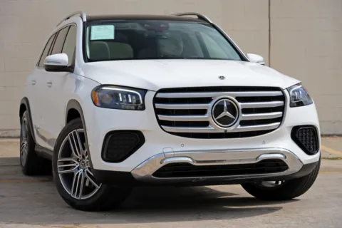 More photos of 2026 Mercedes-Benz GLS 450 at DRIVE A DREAM, GA