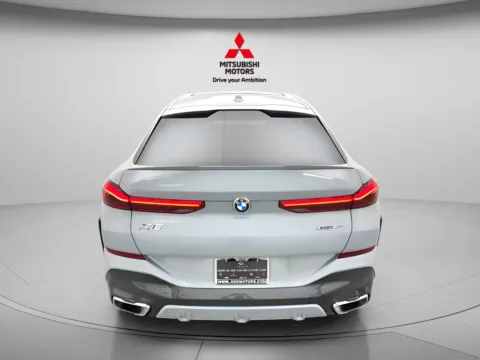 More photos of 2026 BMW X6 xDrive40i at Countryside Mitsubishi, IL