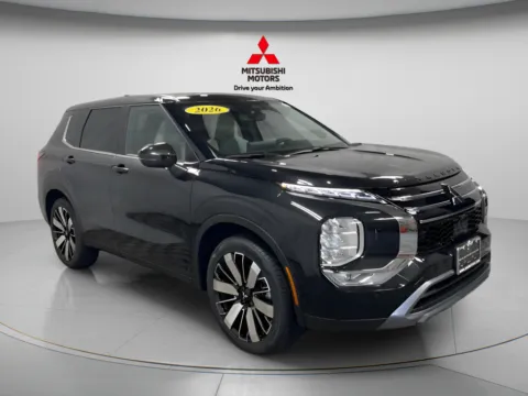 Photos of 2026 Mitsubishi Outlander SE for sale in Countryside, IL at Countryside Mitsubishi