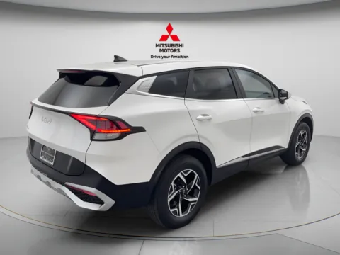 More photos of 2025 Kia Sportage LX at Countryside Mitsubishi, IL