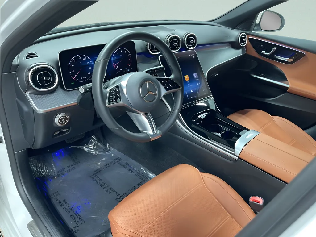 2025 Mercedes-Benz C-Class Sedan C 300 - Photo 18