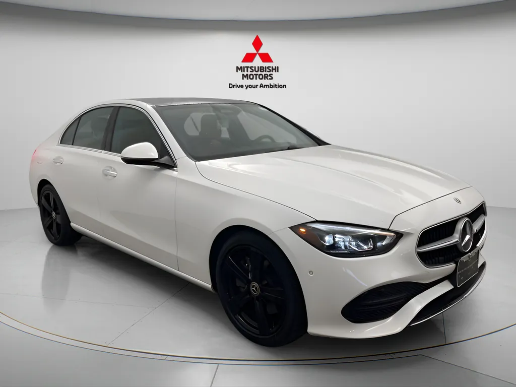 2025 Mercedes-Benz C-Class Sedan C 300 - Photo 2