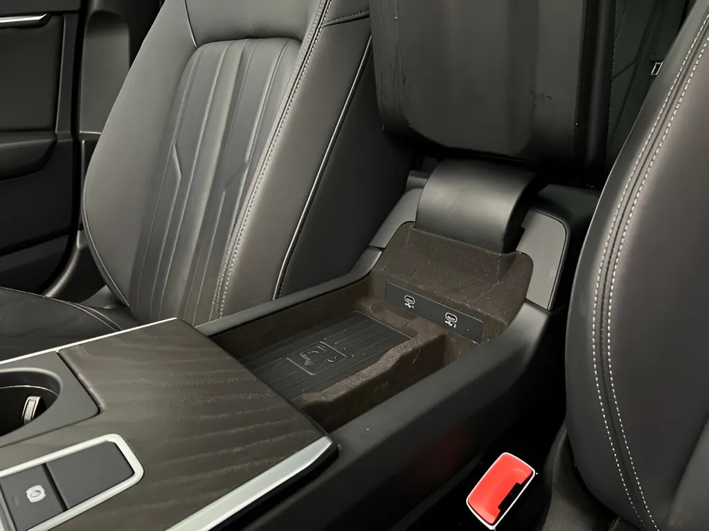 2023 Audi A6 Premium - Photo 13