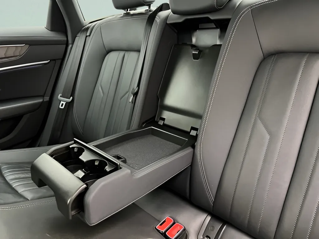 2023 Audi A6 Premium - Photo 24
