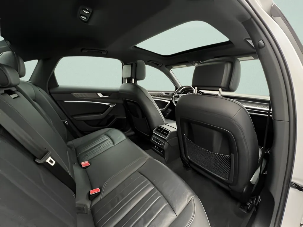 2023 Audi A6 Premium - Photo 31