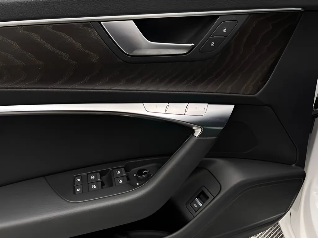 2023 Audi A6 Premium - Photo 19