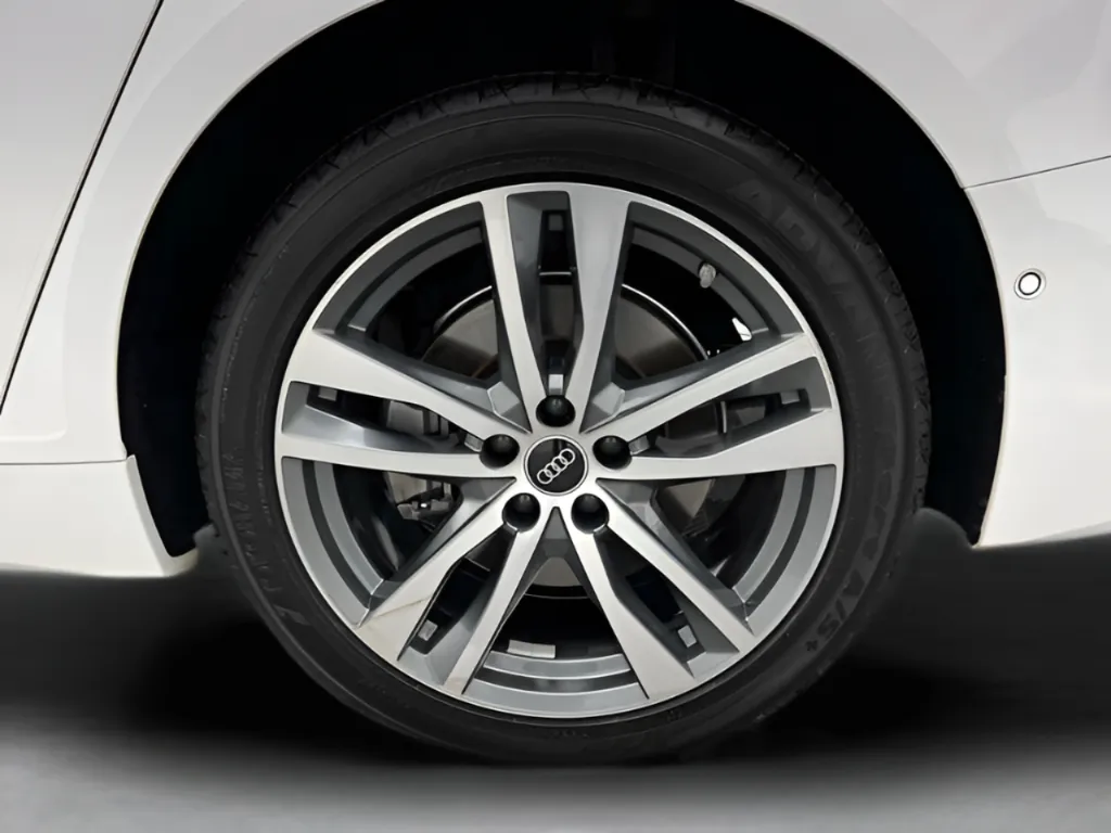 2023 Audi A6 Premium - Photo 36