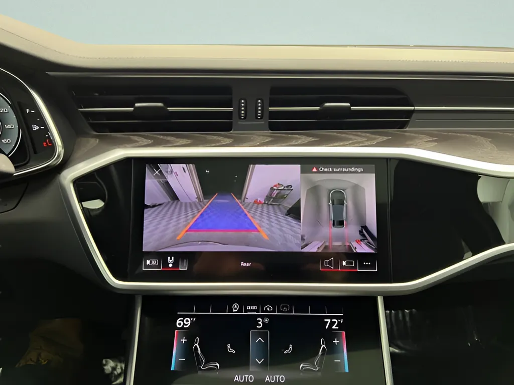 2023 Audi A6 Premium - Photo 13