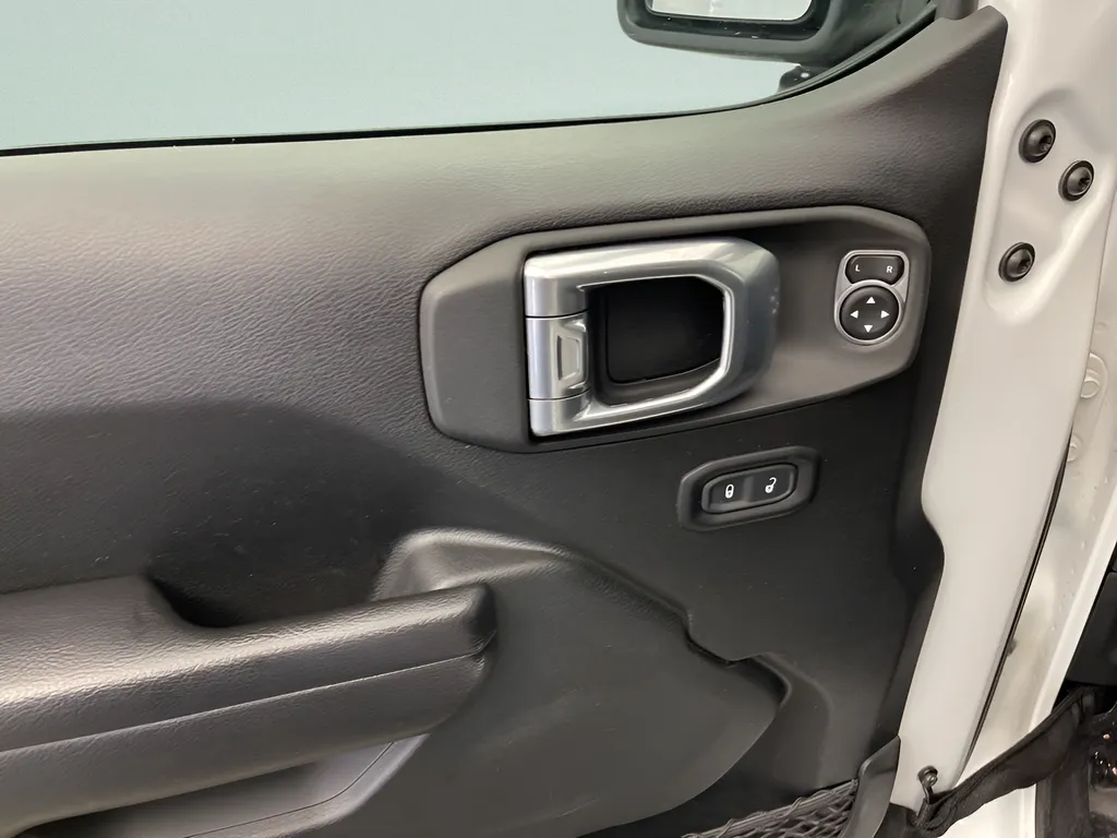 2023 Jeep Wrangler 4xe Willys 4XE - Photo 20