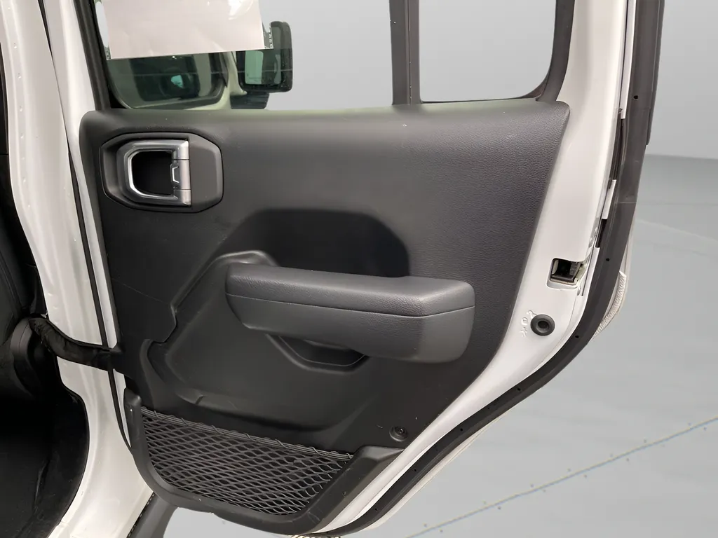 2023 Jeep Wrangler 4xe Willys 4XE - Photo 32