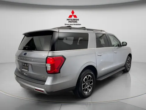 Another view of 2024 Ford Expedition Max XLT for sale in Countryside, IL at Countryside Mitsubishi