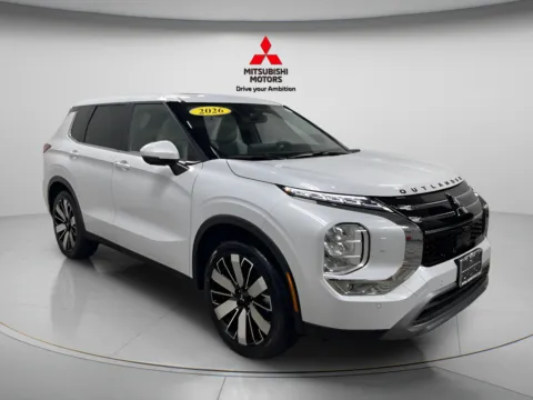 Photos of 2026 Mitsubishi Outlander SE for sale in Countryside, IL at Countryside Mitsubishi