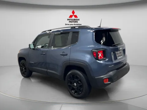 More photos of 2020 Jeep Renegade Latitude at Countryside Mitsubishi, IL