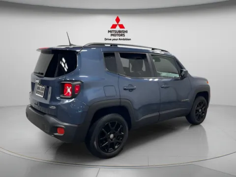 Another view of 2020 Jeep Renegade Latitude for sale in Countryside, IL at Countryside Mitsubishi