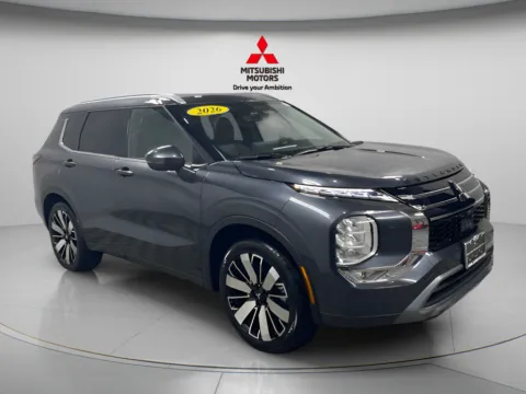 Photos of 2026 Mitsubishi Outlander SEL for sale in Countryside, IL at Countryside Mitsubishi