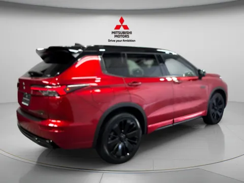 Another view of 2026 Mitsubishi Outlander PHEV Black Edition for sale in Countryside, IL at Countryside Mitsubishi