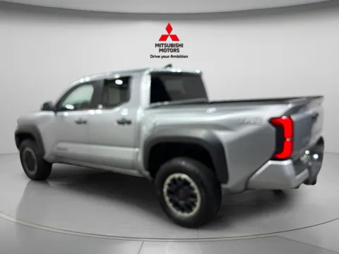More photos of 2026 Toyota Tacoma TRD Off-Road at Countryside Mitsubishi, IL