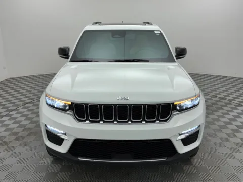 Photos of 2023 Jeep Grand Cherokee 4xe for sale in Countryside, IL at Countryside Mitsubishi