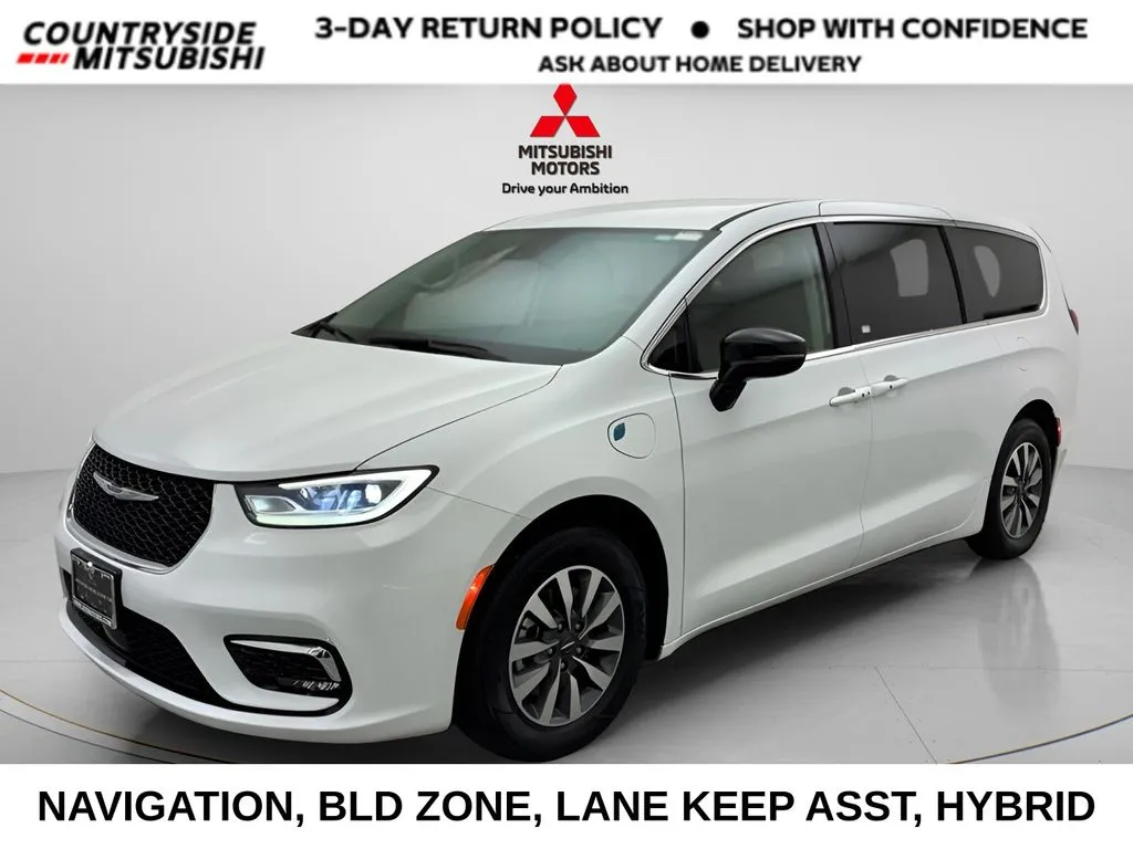White 2024 Chrysler Pacifica Hybrid Select for sale in Countryside, IL